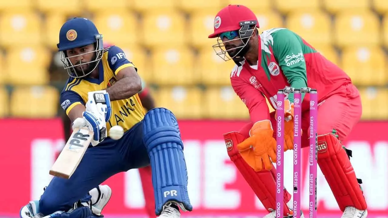 শানাকা-পবনের বিধ্বংসী ব্যাটিংয়ে শ্রীলঙ্কার বিশাল জয়